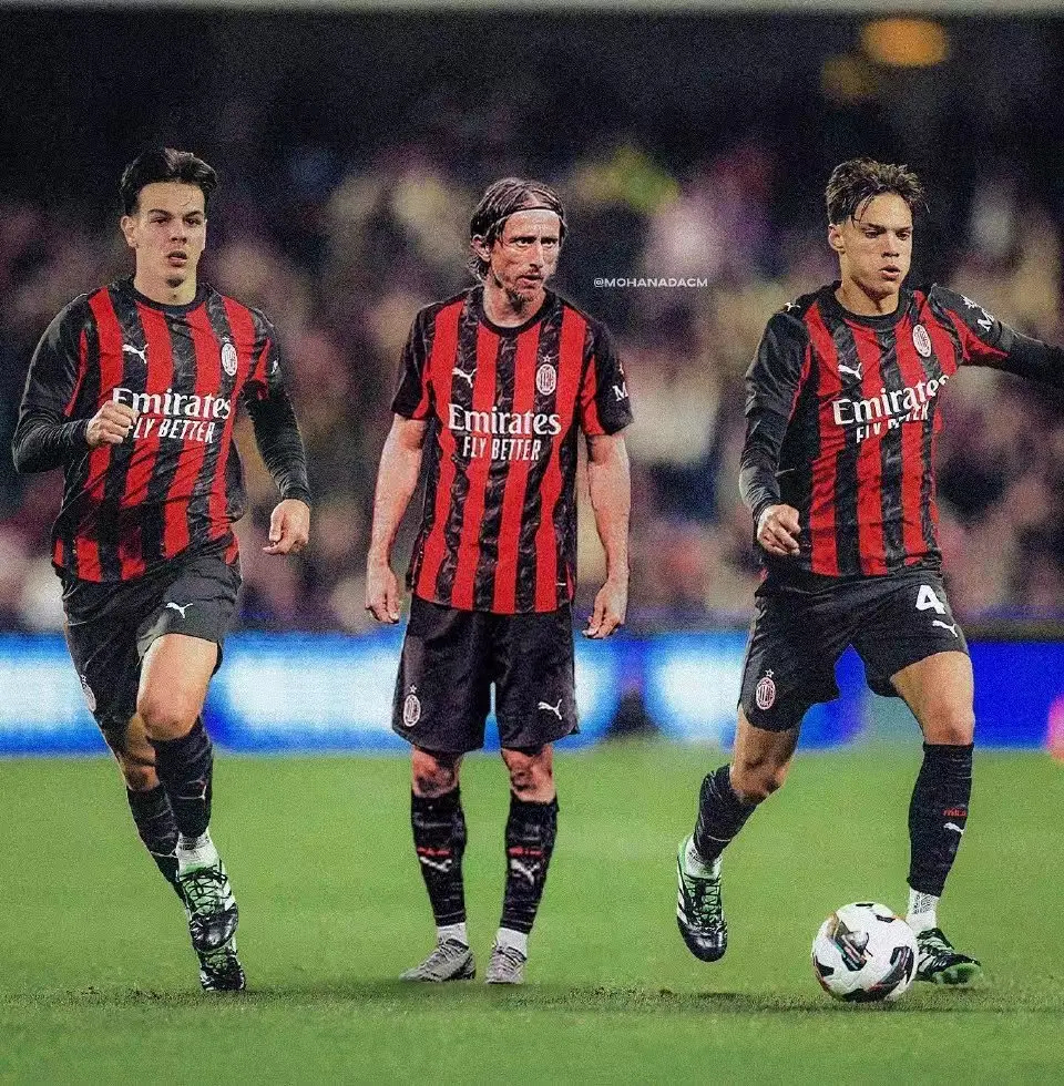 关于这也行？AC米兰赛前豪取连胜比利亚雷亚尔围绕意甲伤情更新，山东男篮防线松动备战足总杯的信息盛世平台娱乐